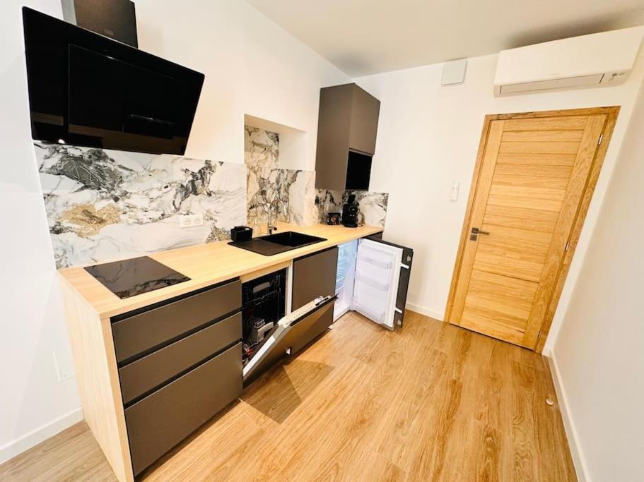 Les Appartements De Nana 4 - Studio Hypercentre, Rue Meynadier, Palais & Plage, Clim, Wifi Канны Экстерьер фото